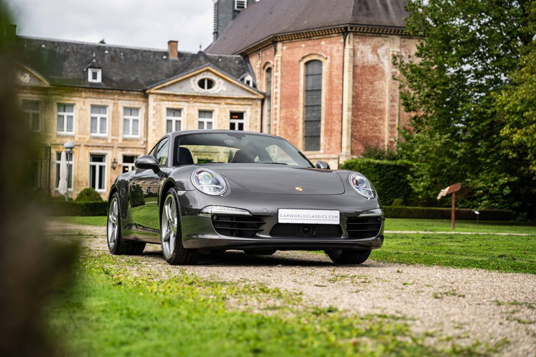 Porsche 991 Carrera
