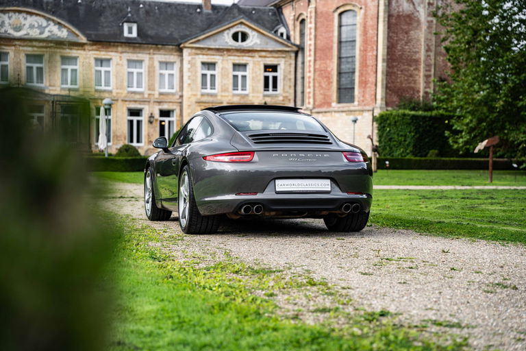 Porsche 991 Carrera