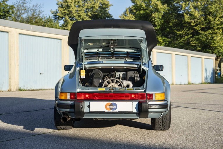Porsche 911 Carrera 3.2