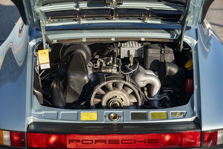 Porsche 911 Carrera 3.2