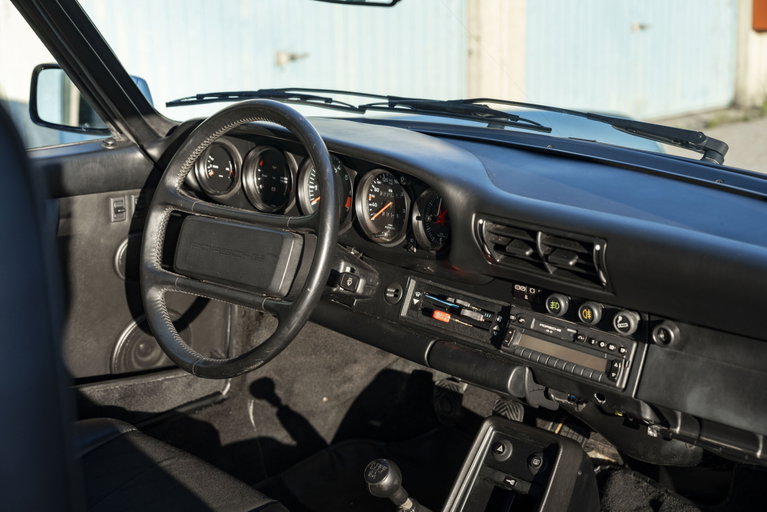 Porsche 911 Carrera 3.2