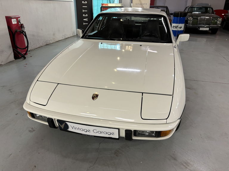 Porsche 924 S