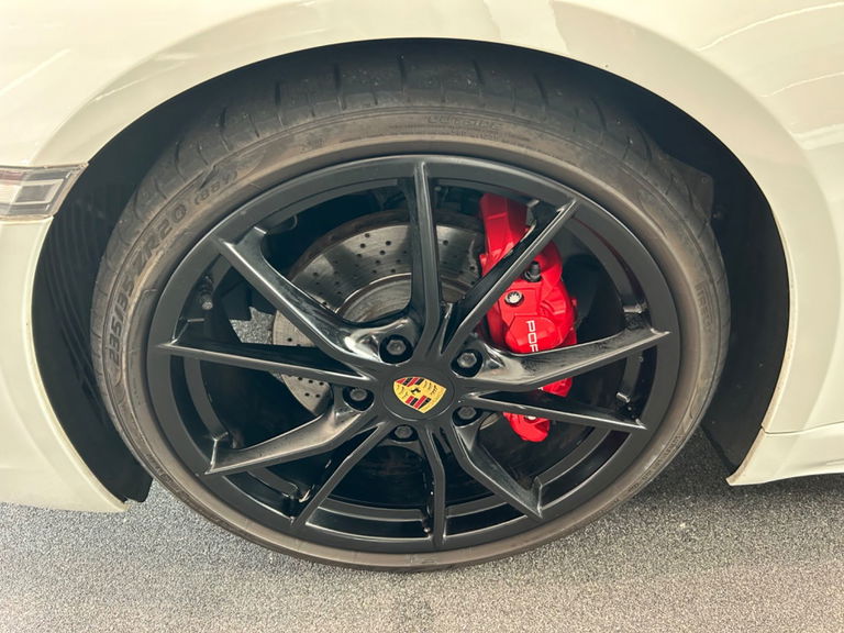 Porsche 718 Cayman S