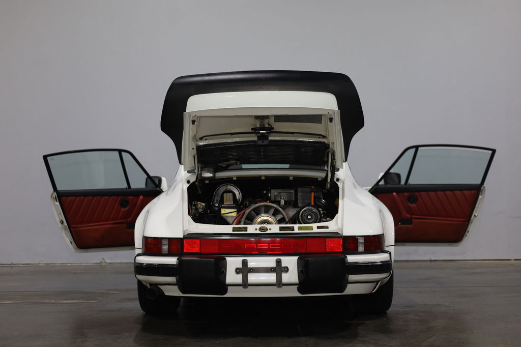 Porsche 911 Carrera 3.2 (US)