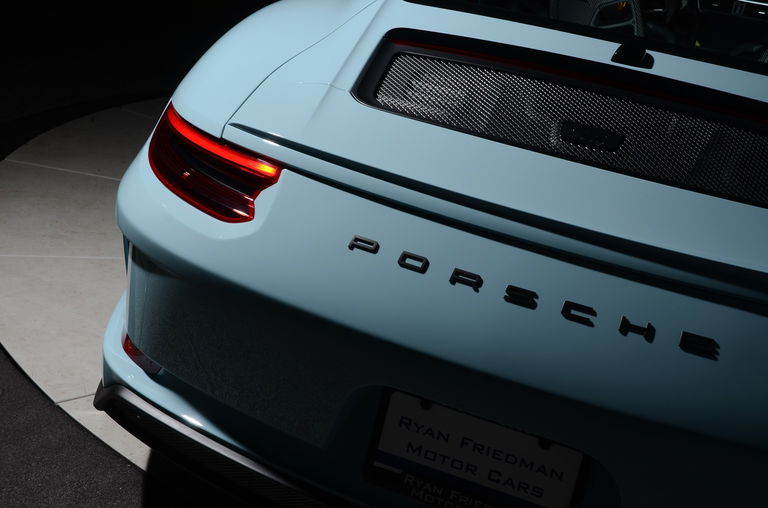 Porsche 991 GT3 Touring