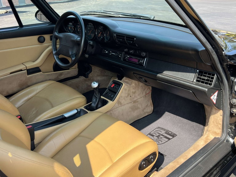 Porsche 993 Carrera 4S
