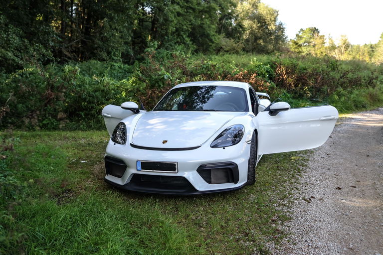 Porsche 718 Cayman GT4