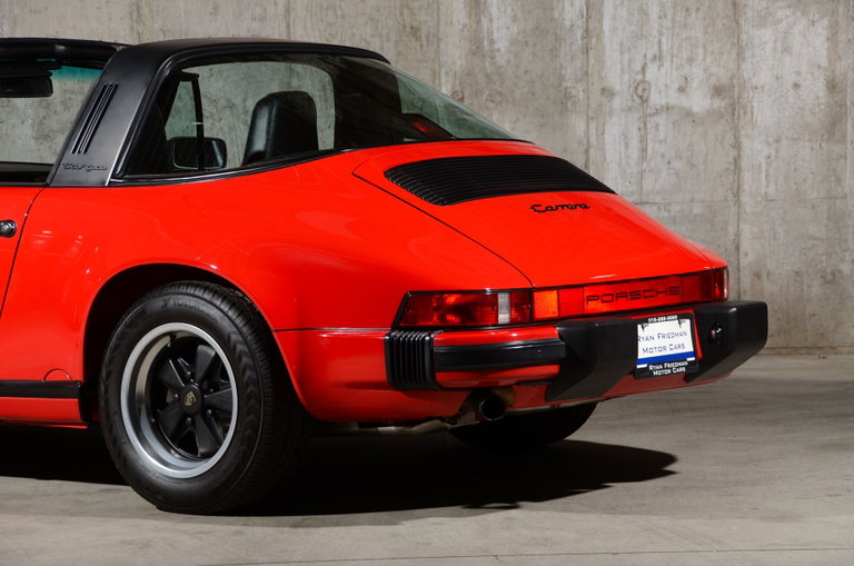 Porsche 911 Carrera 3.2