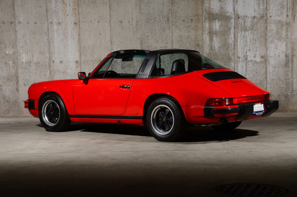 Porsche 911 Carrera 3.2