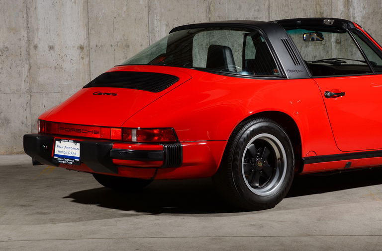 Porsche 911 Carrera 3.2