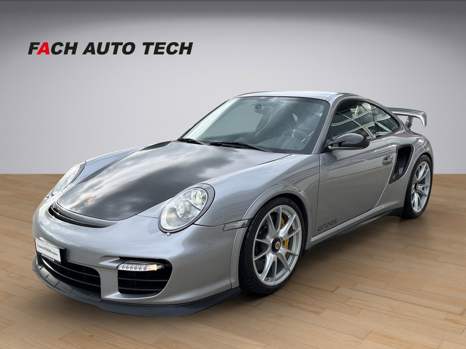 Porsche 997.2 GT2 RS 2011 - elferspot.com - Marketplace for