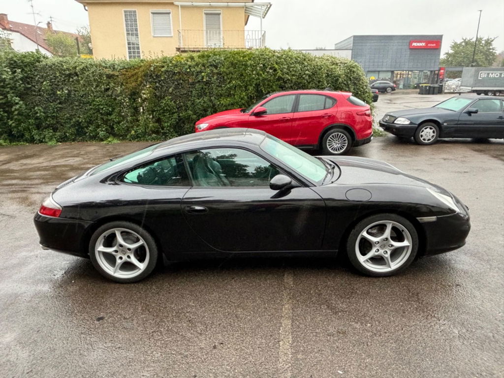 Porsche 996 Carrera