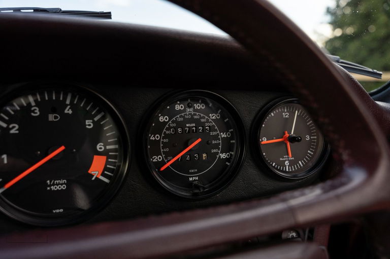 Porsche 911 Carrera 3.2