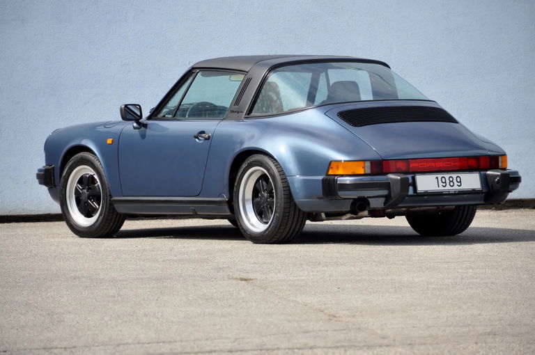 Porsche 911 Carrera 3.2