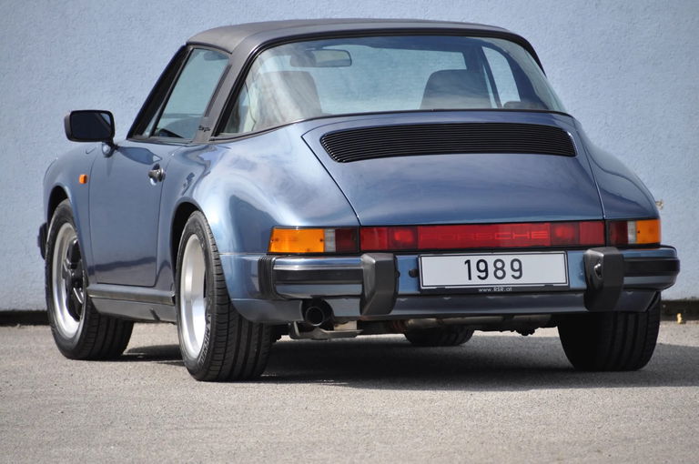 Porsche 911 Carrera 3.2