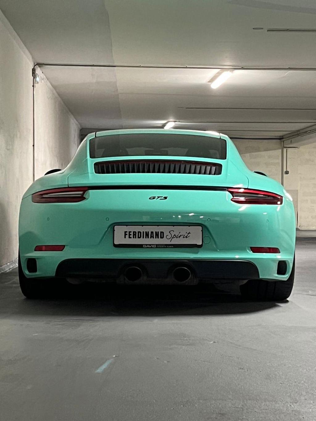 Porsche 991.2 Carrera GTS