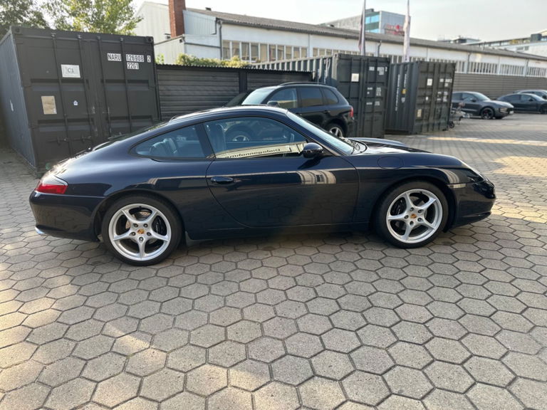 Porsche 996 Carrera