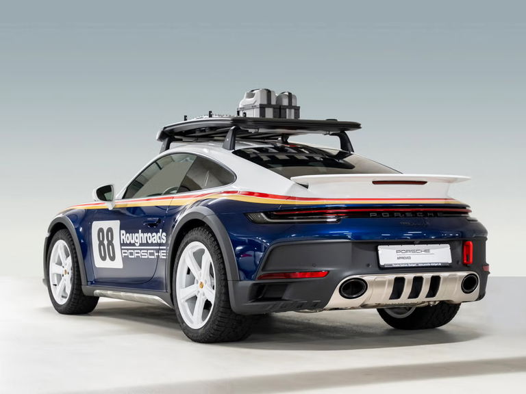 Porsche 911 Dakar