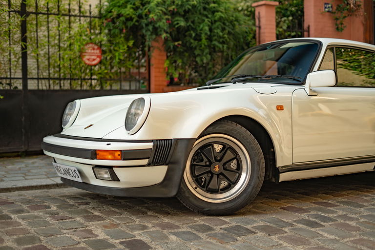 Porsche 911 Turbo 3.3
