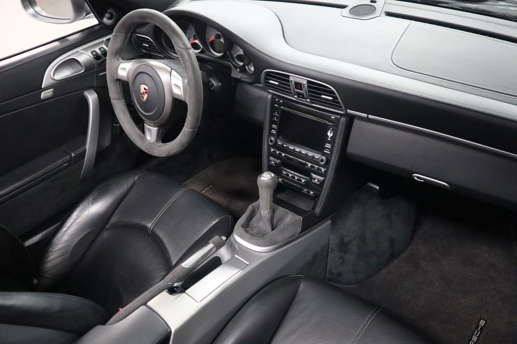 Porsche 997.2 Carrera 4S