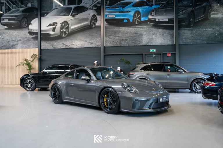 Porsche 991.2 Carrera GTS