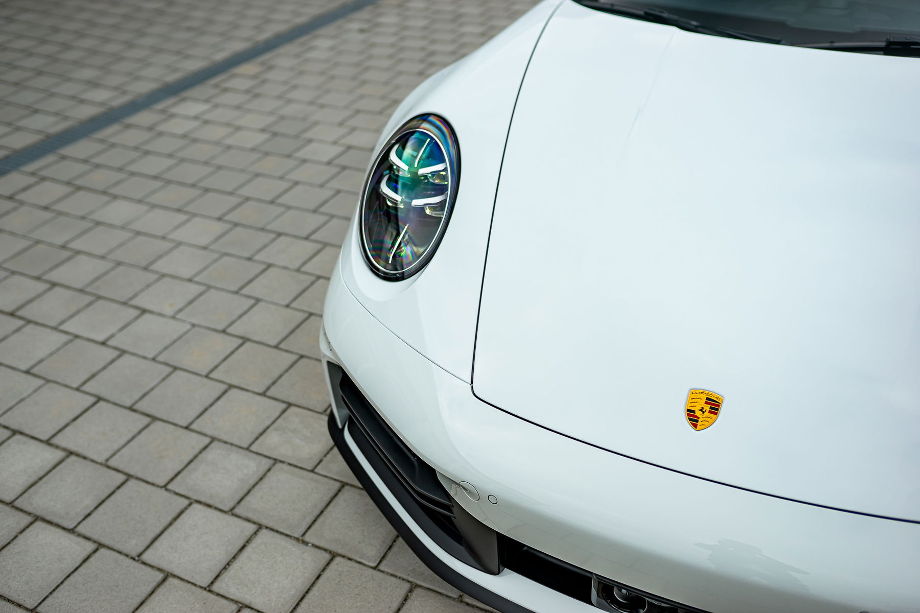 Porsche 992.2 Carrera 2024 - elferspot.com - Marketplace for
