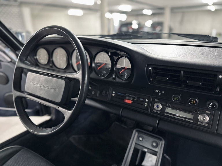 Porsche 911 Carrera 3.2 (KAT)