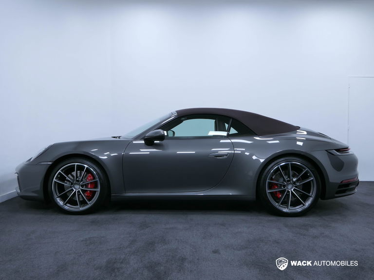 Porsche 992 Carrera 4S