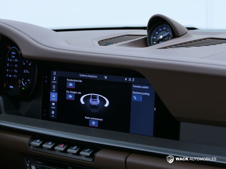 Porsche 992 Carrera 4S