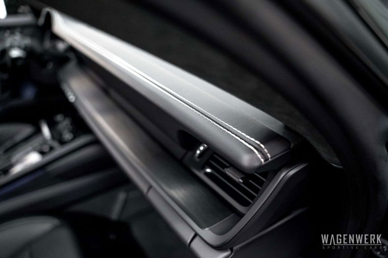 Porsche 992 Carrera GTS