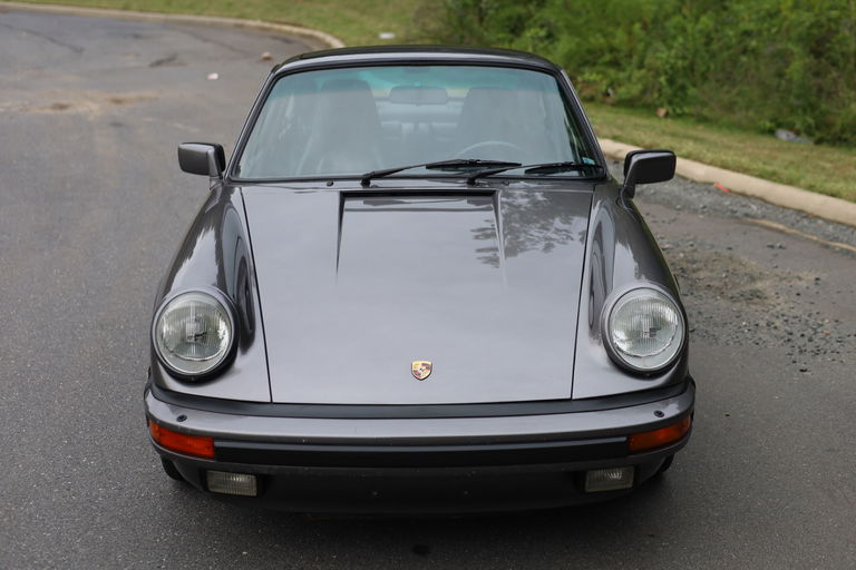 Porsche 911 Carrera 3.2 (US)