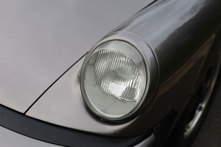 Porsche 911 Carrera 3.2 (US)