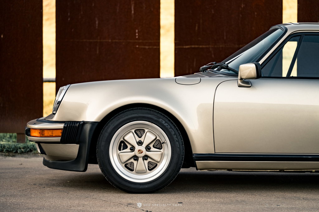 Porsche 911 Carrera 3.2 WTL