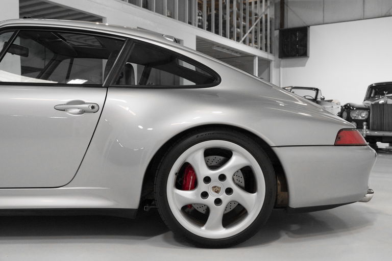 Porsche 993 Carrera 4S