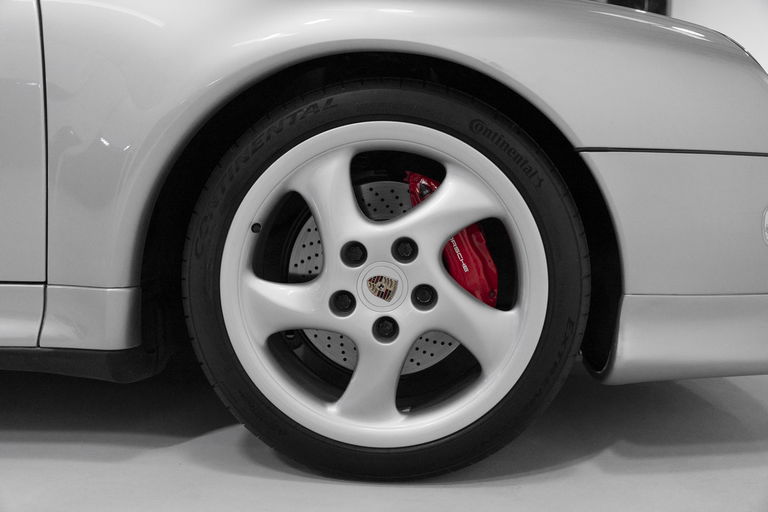 Porsche 993 Carrera 4S