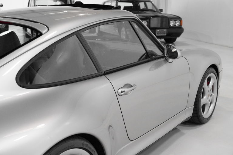 Porsche 993 Carrera 4S