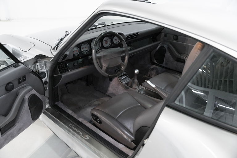 Porsche 993 Carrera 4S