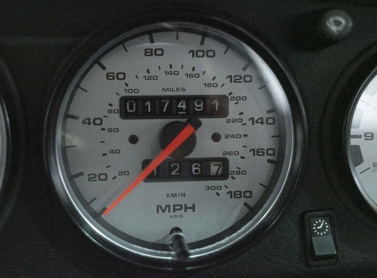 Porsche 993 Carrera 4S