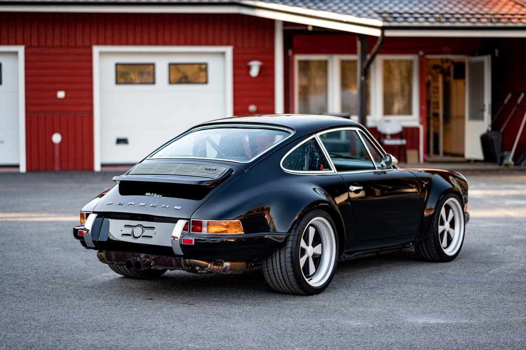 Porsche 911 Backdate