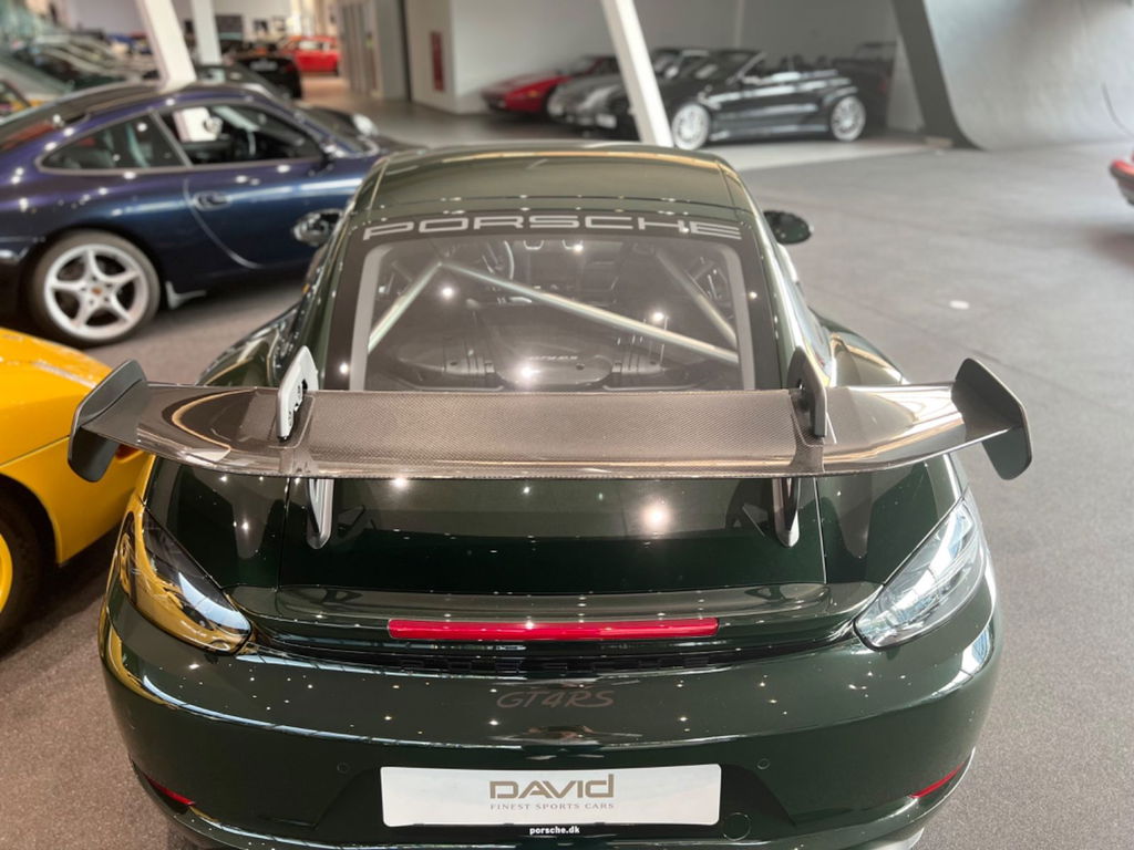 Porsche 718 Cayman GT4 RS