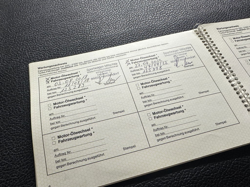 Porsche 911 Carrera 3.2 (KAT)