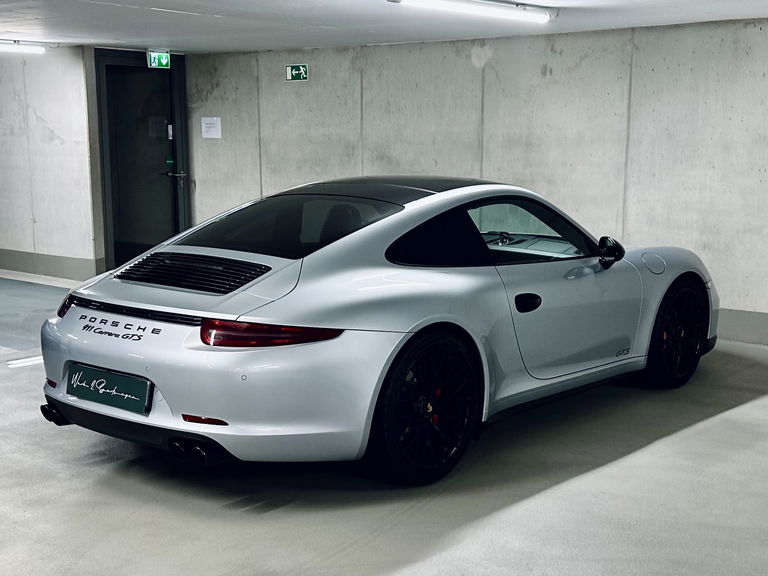 Porsche 991 Carrera GTS