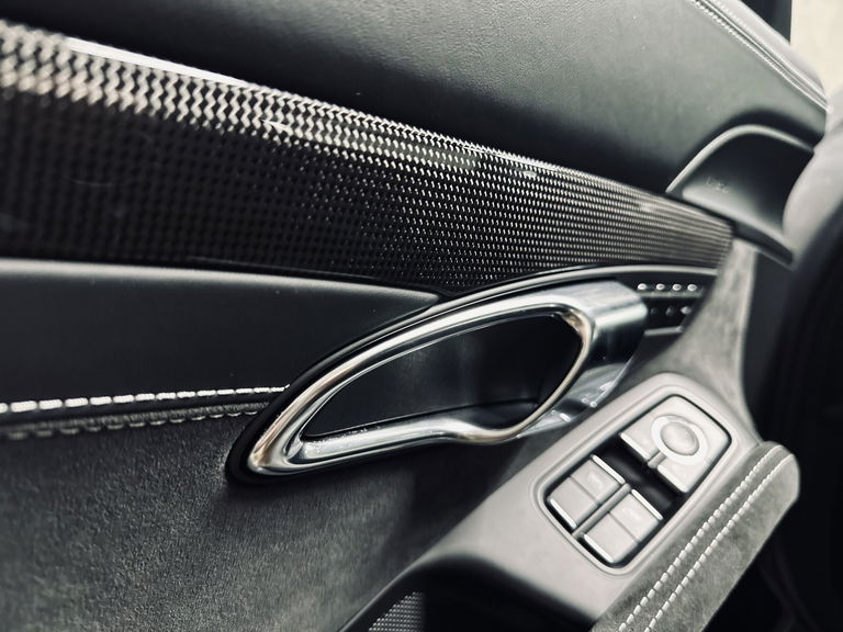 Porsche 991 Carrera GTS