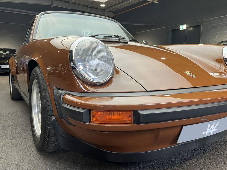 Porsche 911 Carrera (US)