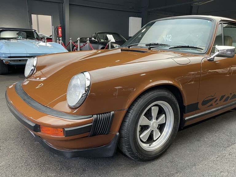 Porsche 911 Carrera (US)