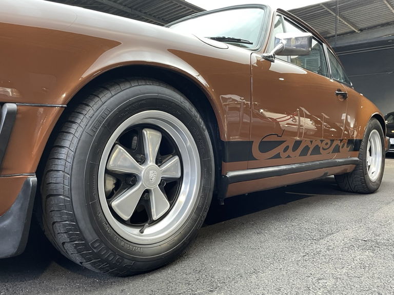 Porsche 911 Carrera (US)