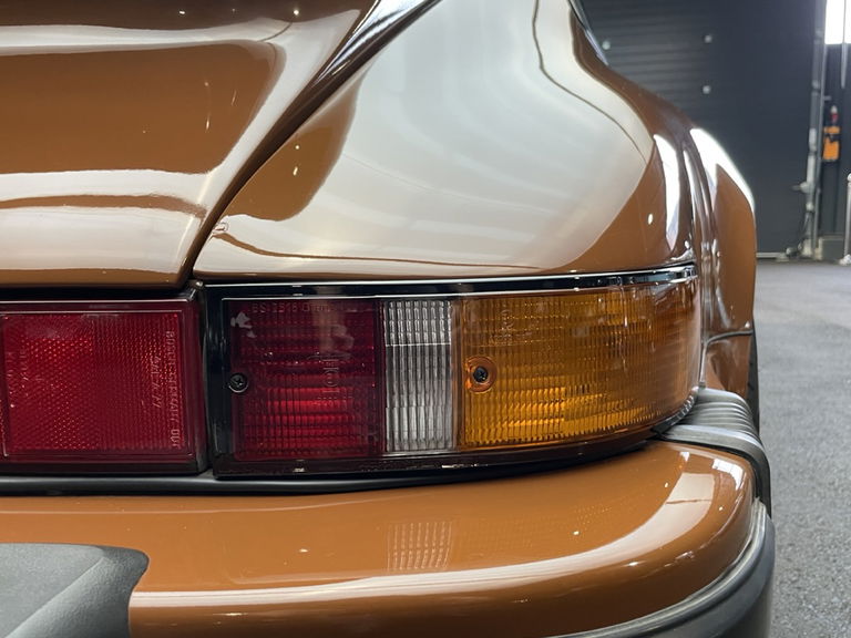 Porsche 911 Carrera (US)