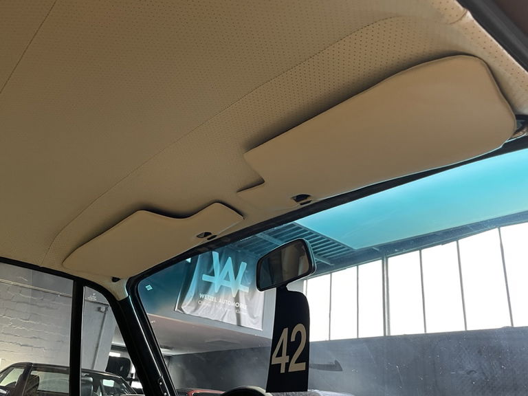 Porsche 911 Carrera (US)