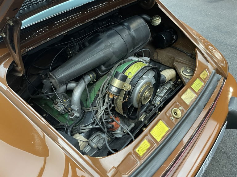 Porsche 911 Carrera (US)