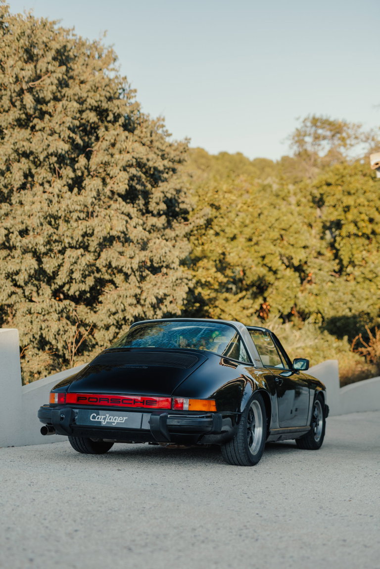 Porsche 911 SC